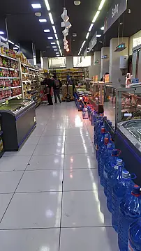 Satılır obyekt 690 m²