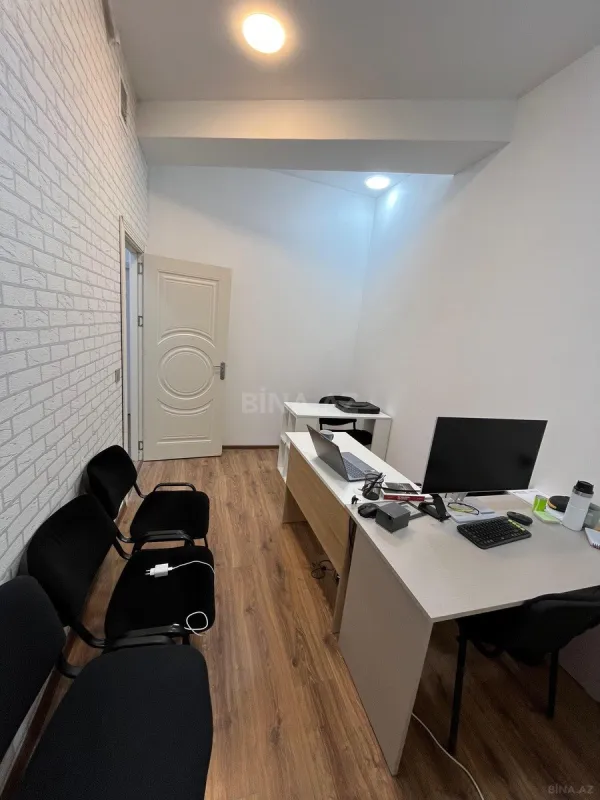 Kirayə verilir 1 otaqlı ofis 15 m²