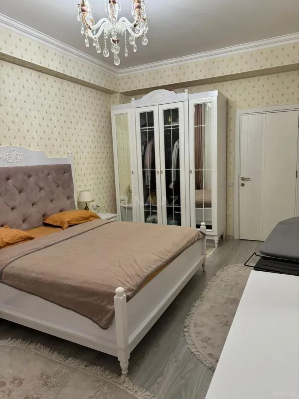 Satılır 3 otaqlı mənzil 96 m²