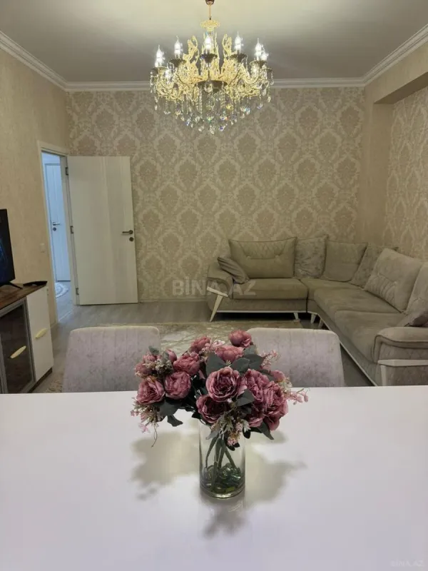 Satılır 3 otaqlı mənzil 96 m²