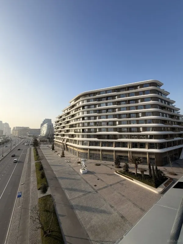 Kirayə verilir 3 otaqlı mənzil 140 m²