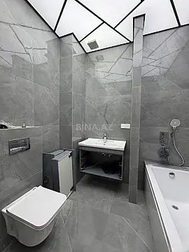 Kirayə verilir 3 otaqlı mənzil 140 m²