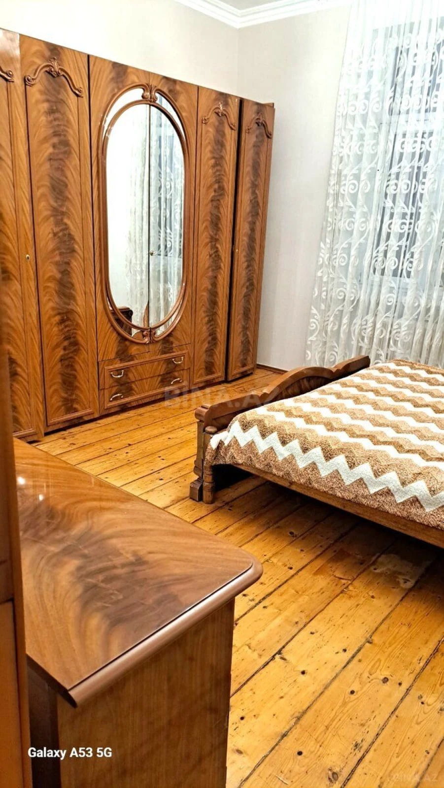 Kirayə verilir 2 otaqlı mənzil 60 m²