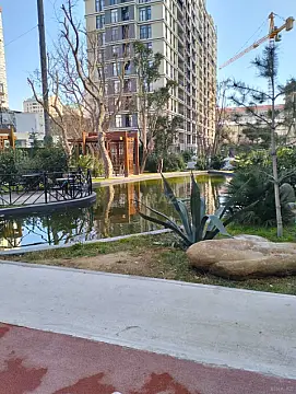 Satılır 3 otaqlı mənzil 132 m²