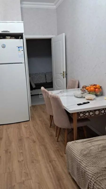 Kirayə verilir 1 otaqlı mənzil 60 m²