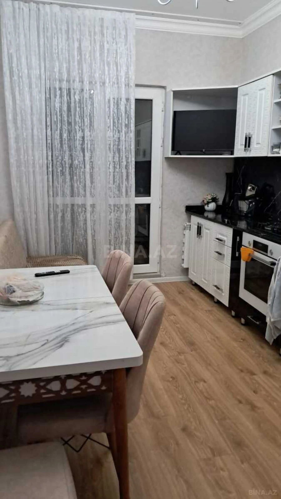 Kirayə verilir 1 otaqlı mənzil 60 m²
