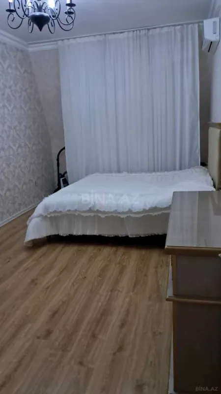 Kirayə verilir 1 otaqlı mənzil 60 m²