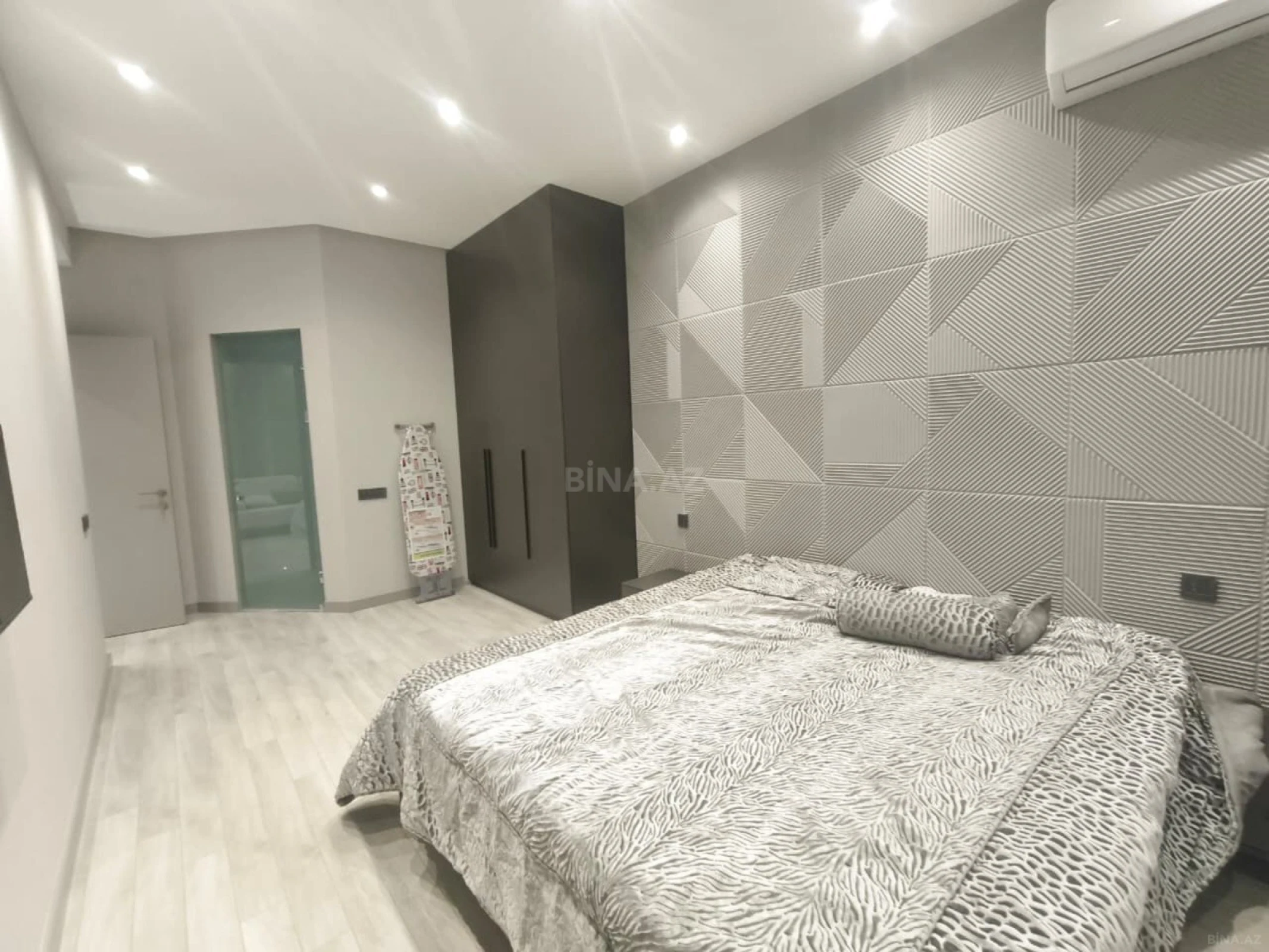 Kirayə verilir 3 otaqlı mənzil 110 m²