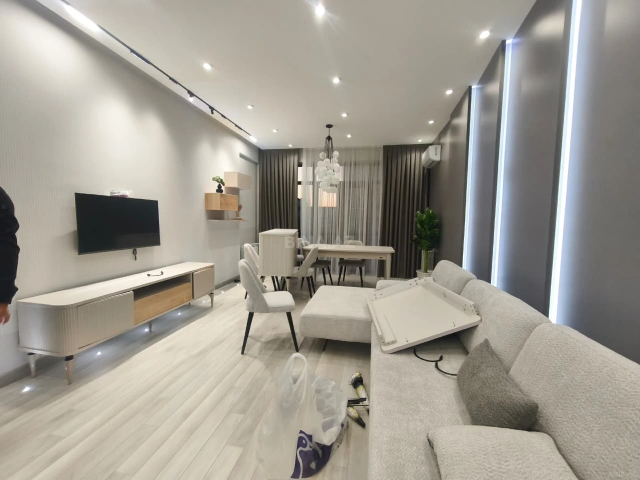 Kirayə verilir 3 otaqlı mənzil 110 m²