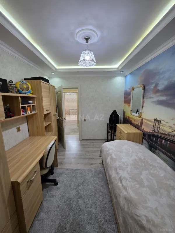 Satılır 5 otaqlı mənzil 108 m²