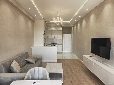 Kirayə verilir 2 otaqlı mənzil 75 m²