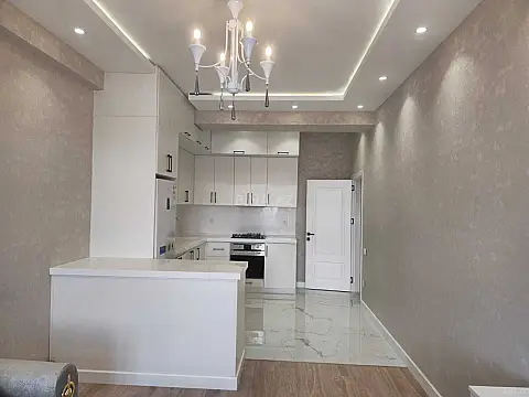 Kirayə verilir 2 otaqlı mənzil 75 m²