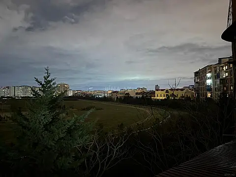 Satılır 4 otaqlı mənzil 173 m²