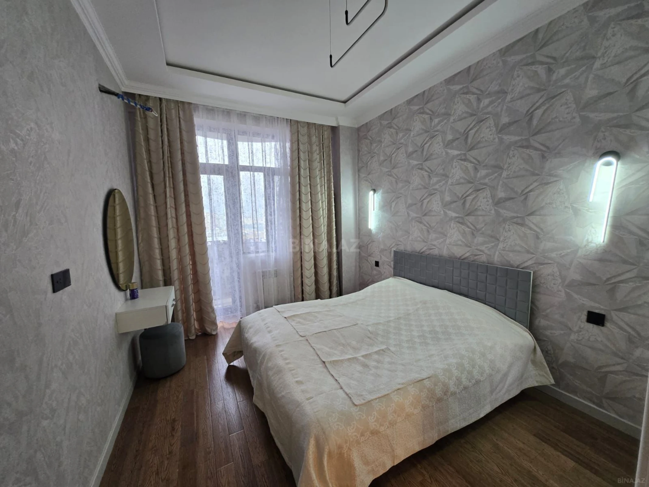 Satılır 3 otaqlı mənzil 100 m²