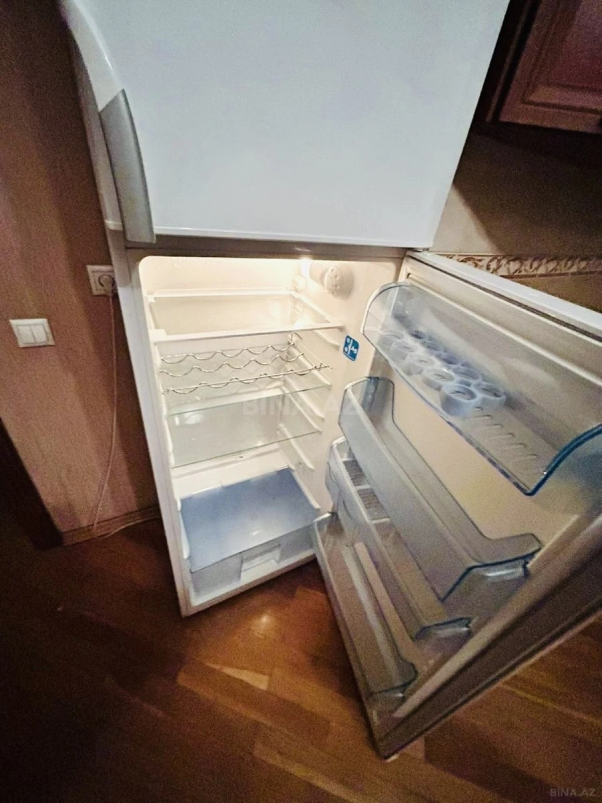 Kirayə verilir 2 otaqlı mənzil 88 m²