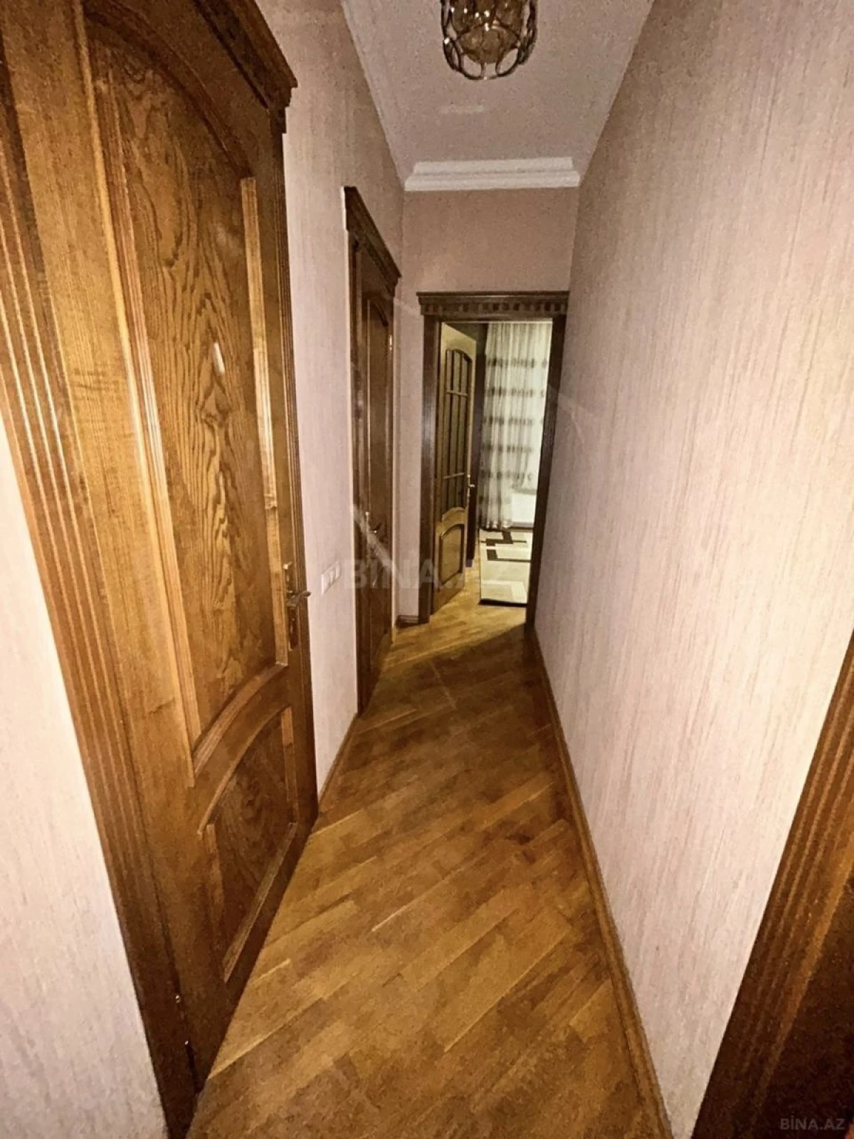 Kirayə verilir 2 otaqlı mənzil 88 m²
