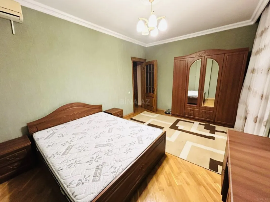 Kirayə verilir 2 otaqlı mənzil 88 m²