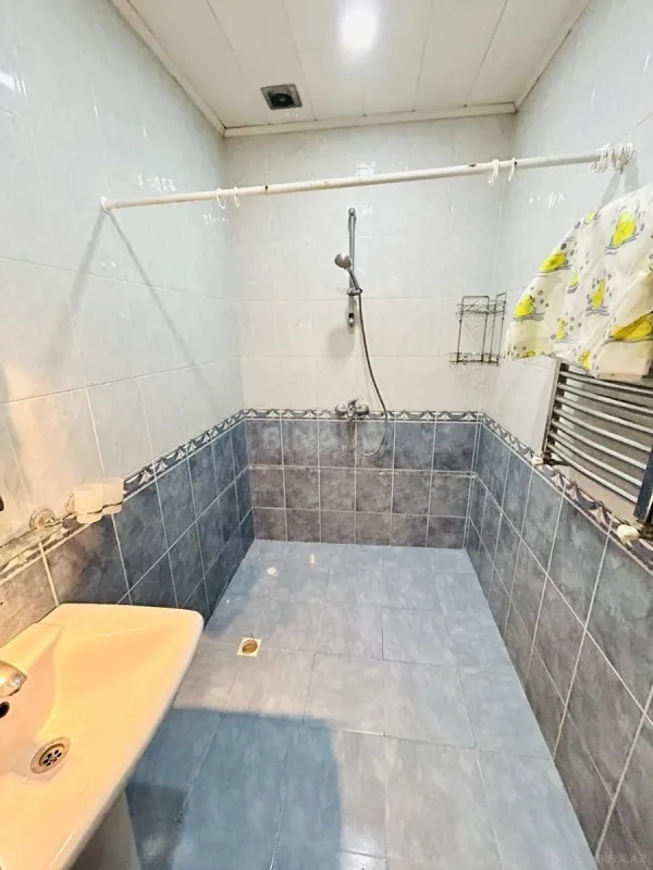 Kirayə verilir 2 otaqlı mənzil 88 m²