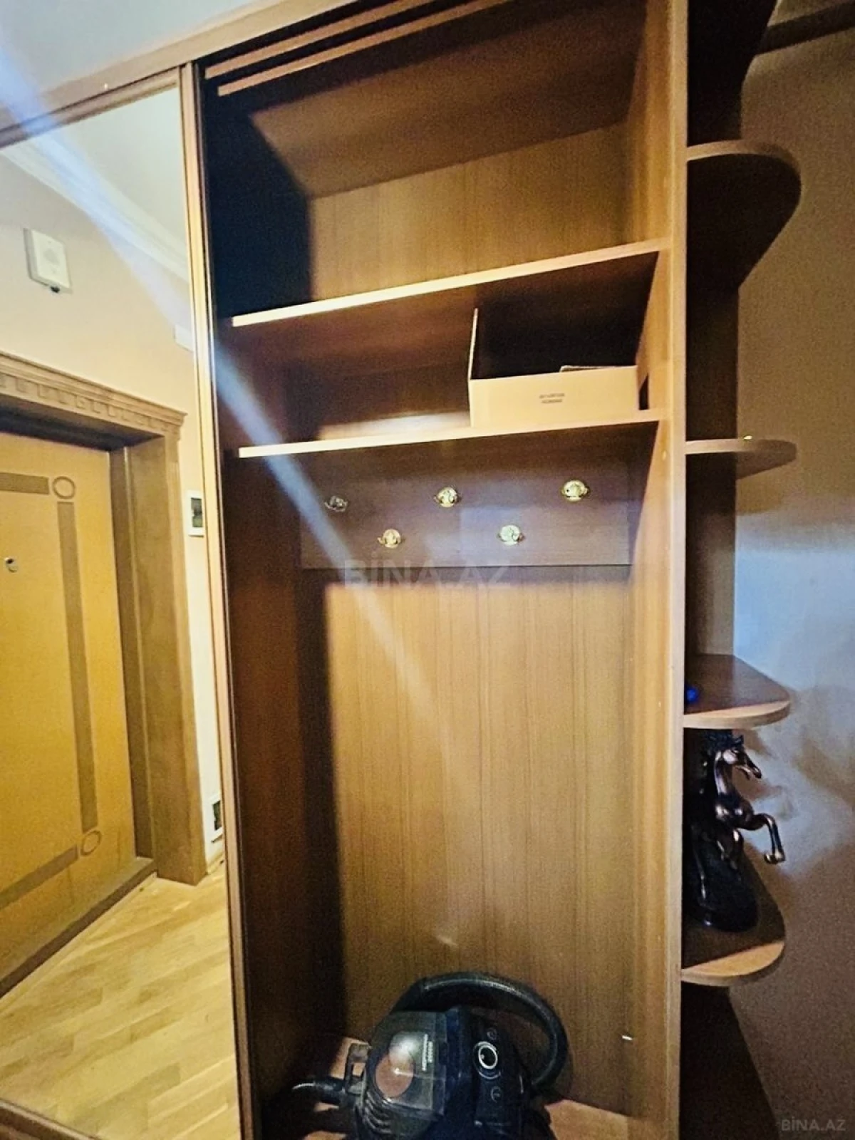 Kirayə verilir 2 otaqlı mənzil 88 m²