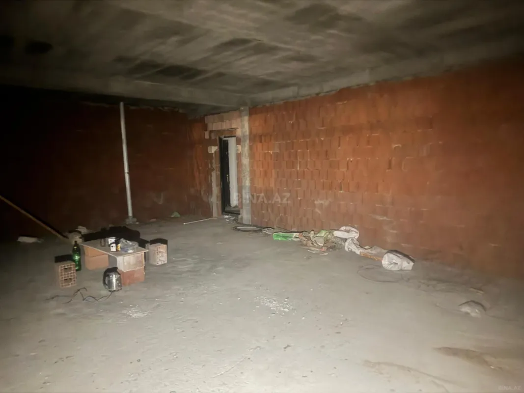 Satılır 2 otaqlı mənzil 68 m²