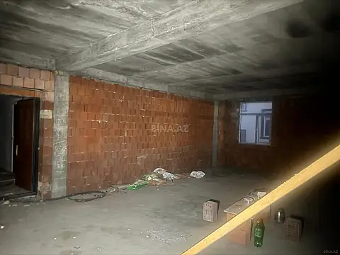 Satılır 2 otaqlı mənzil 68 m²