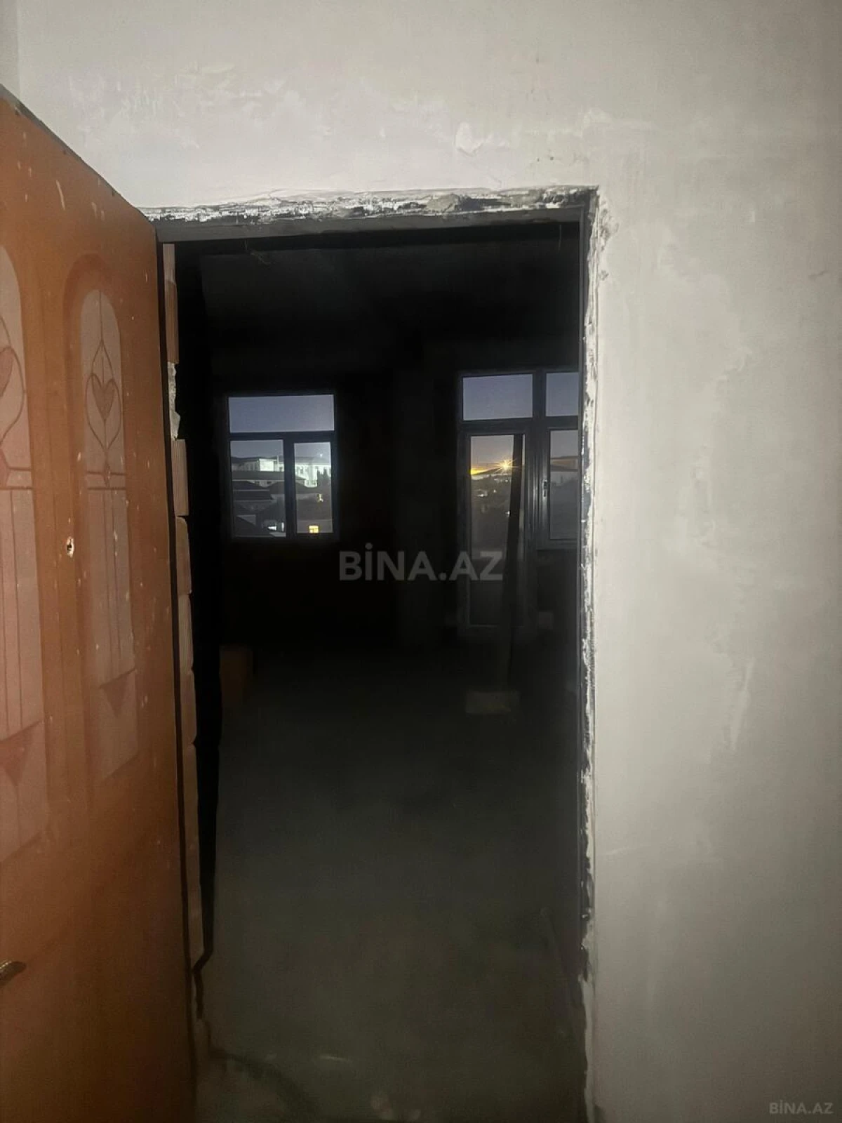 Satılır 2 otaqlı mənzil 68 m²