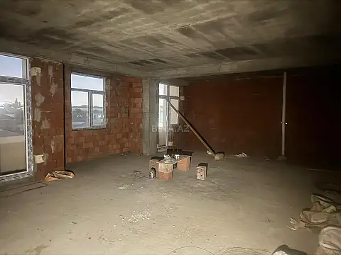 Satılır 2 otaqlı mənzil 68 m²