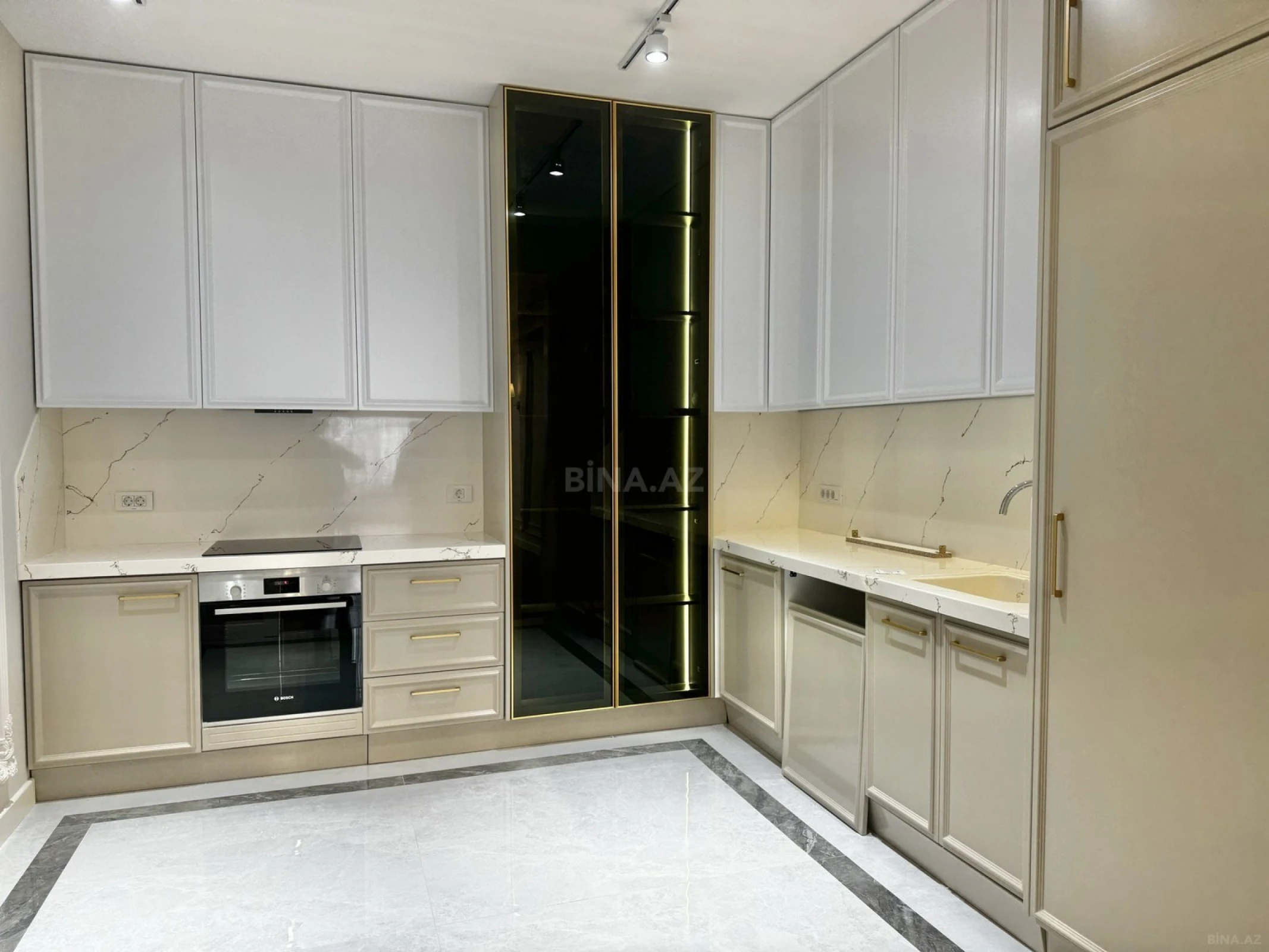 Satılır 2 otaqlı mənzil 79 m²