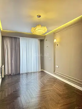 Satılır 2 otaqlı mənzil 79 m²