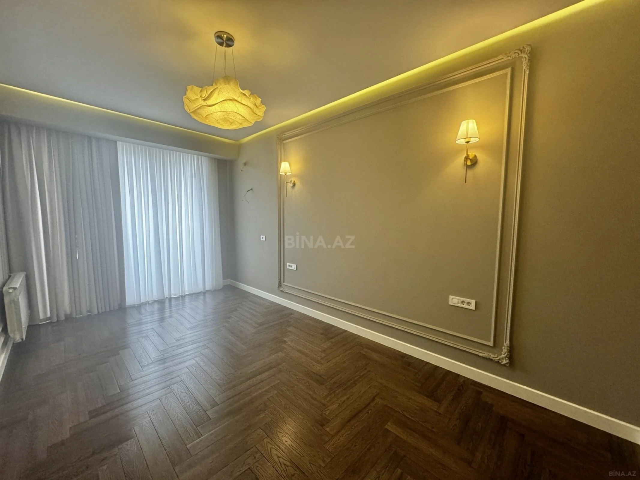 Satılır 2 otaqlı mənzil 79 m²