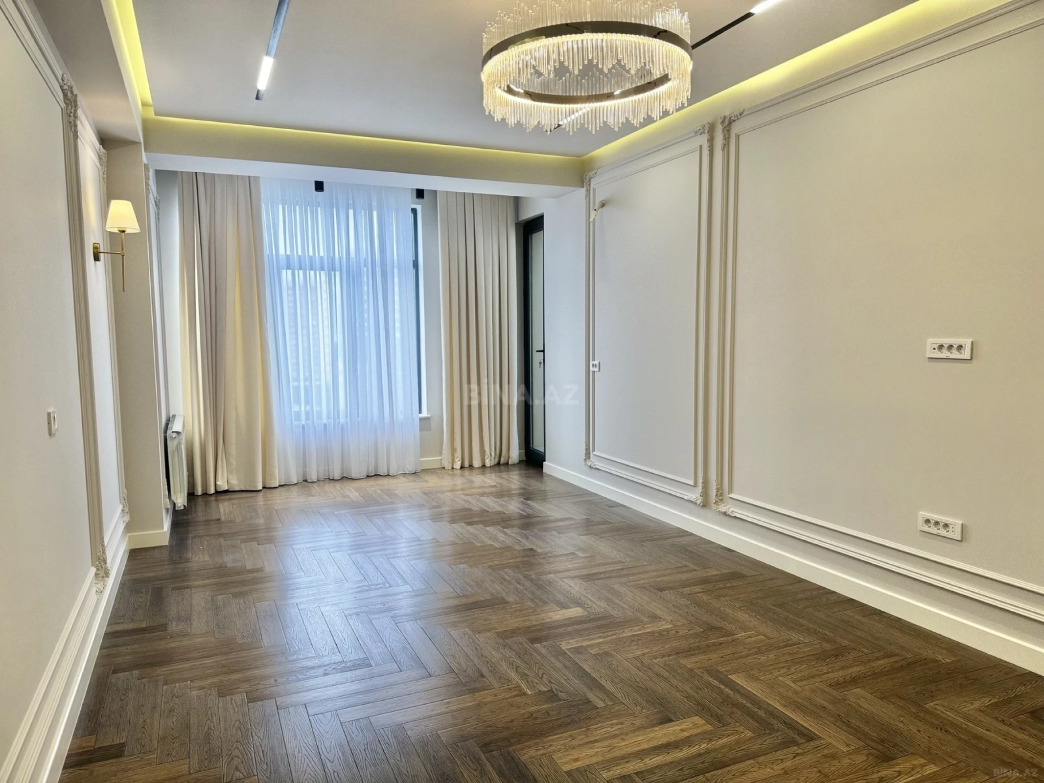 Satılır 2 otaqlı mənzil 79 m²
