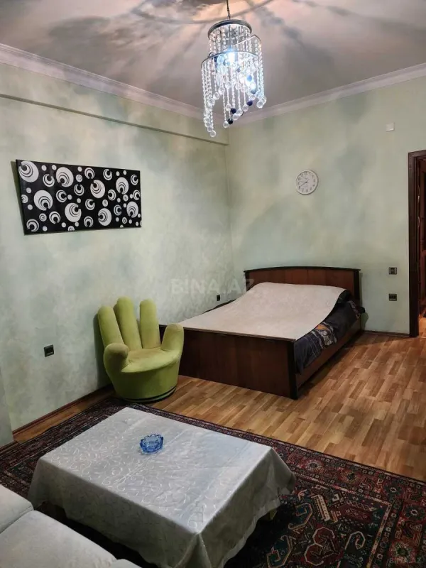 Kirayə verilir 1 otaqlı mənzil 50 m²