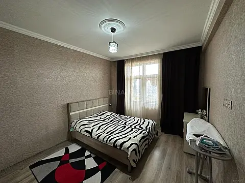 Kirayə verilir 2 otaqlı mənzil 80 m²
