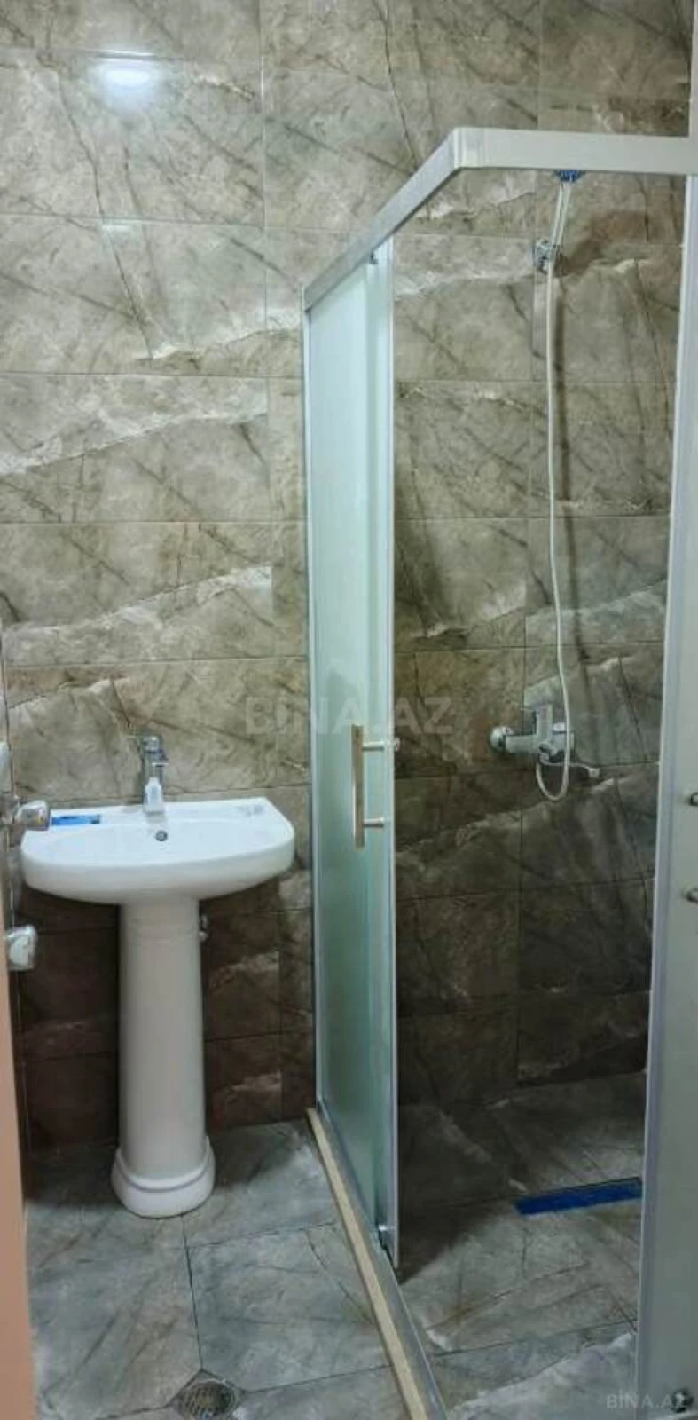 Satılır 2 otaqlı mənzil 80 m²