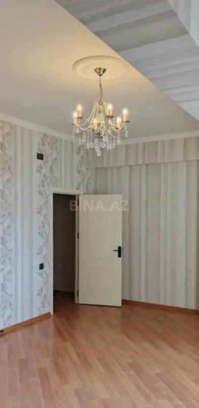 Satılır 2 otaqlı mənzil 80 m²