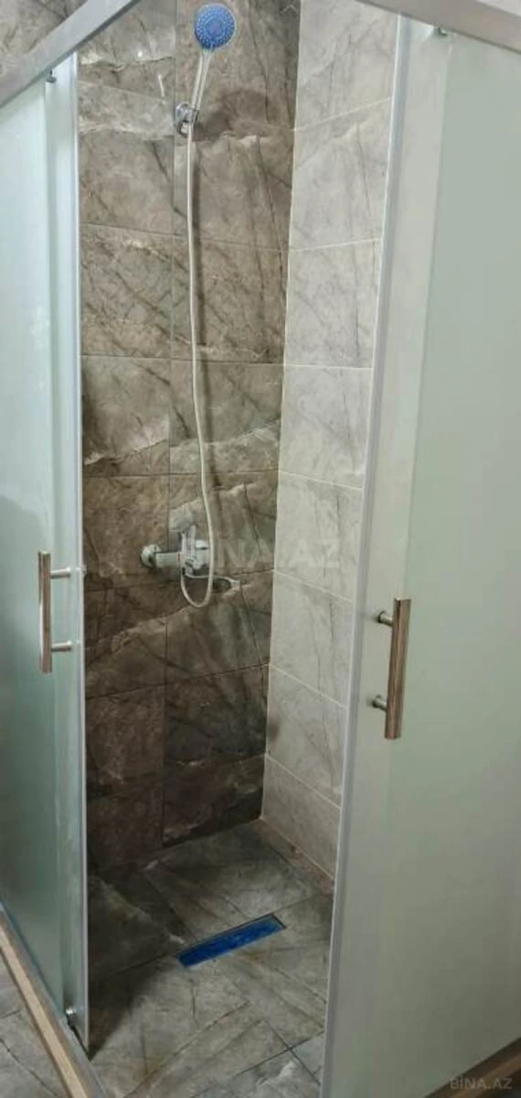 Satılır 2 otaqlı mənzil 80 m²