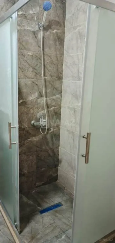 Satılır 2 otaqlı mənzil 80 m²