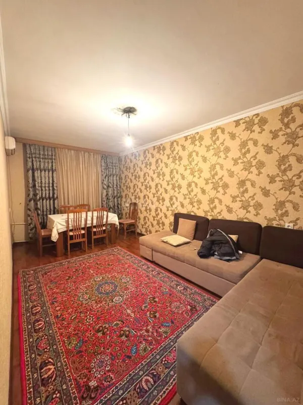 Kirayə verilir 2 otaqlı mənzil 60 m²