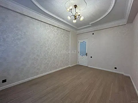 Satılır 3 otaqlı mənzil 120 m²