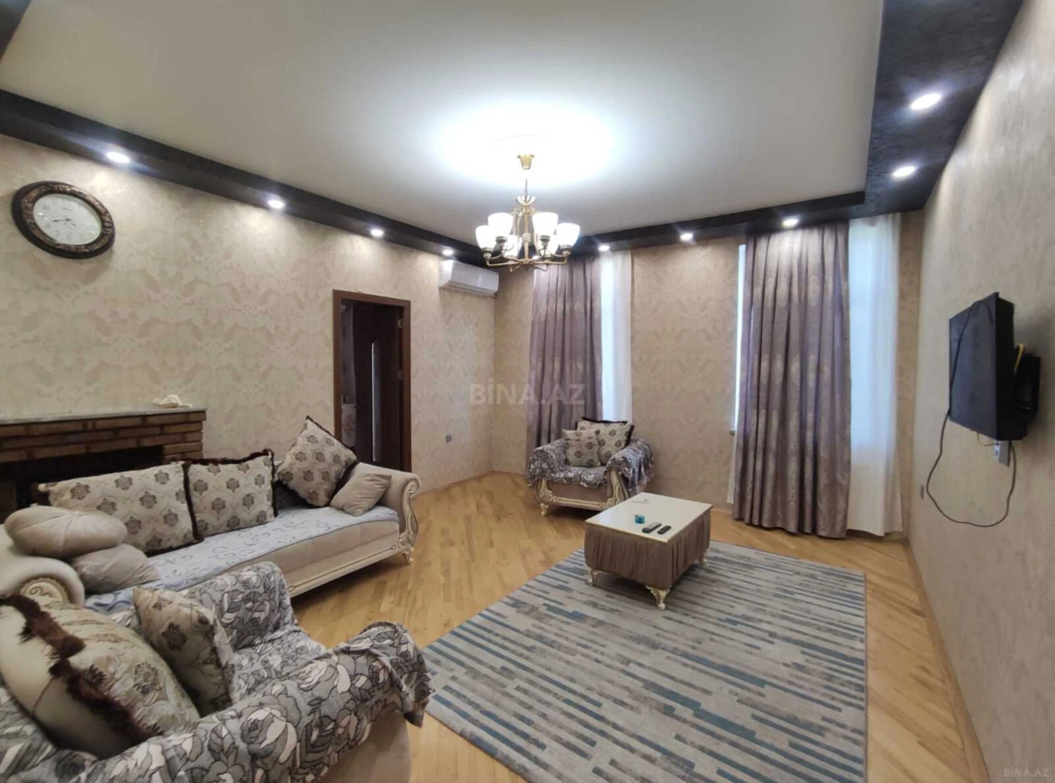 Kirayə verilir 2 otaqlı mənzil 65 m²