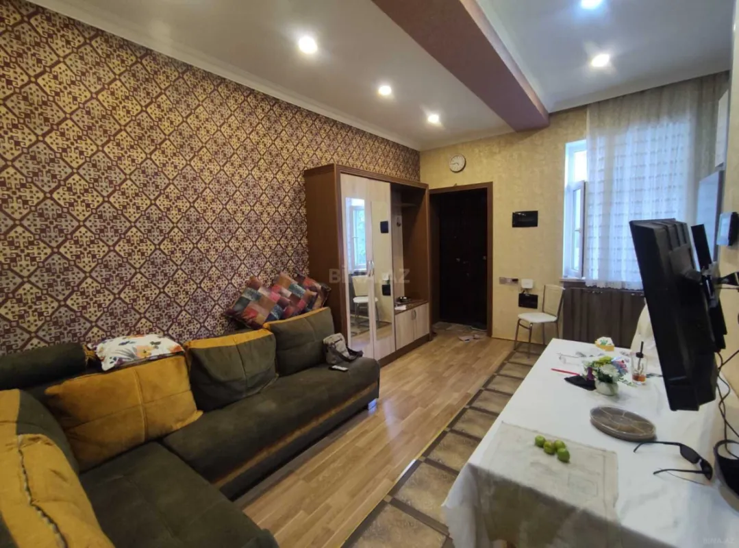 Kirayə verilir 2 otaqlı mənzil 65 m²
