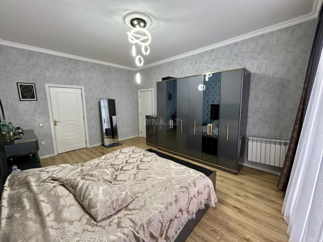 Satılır 3 otaqlı mənzil 98 m²