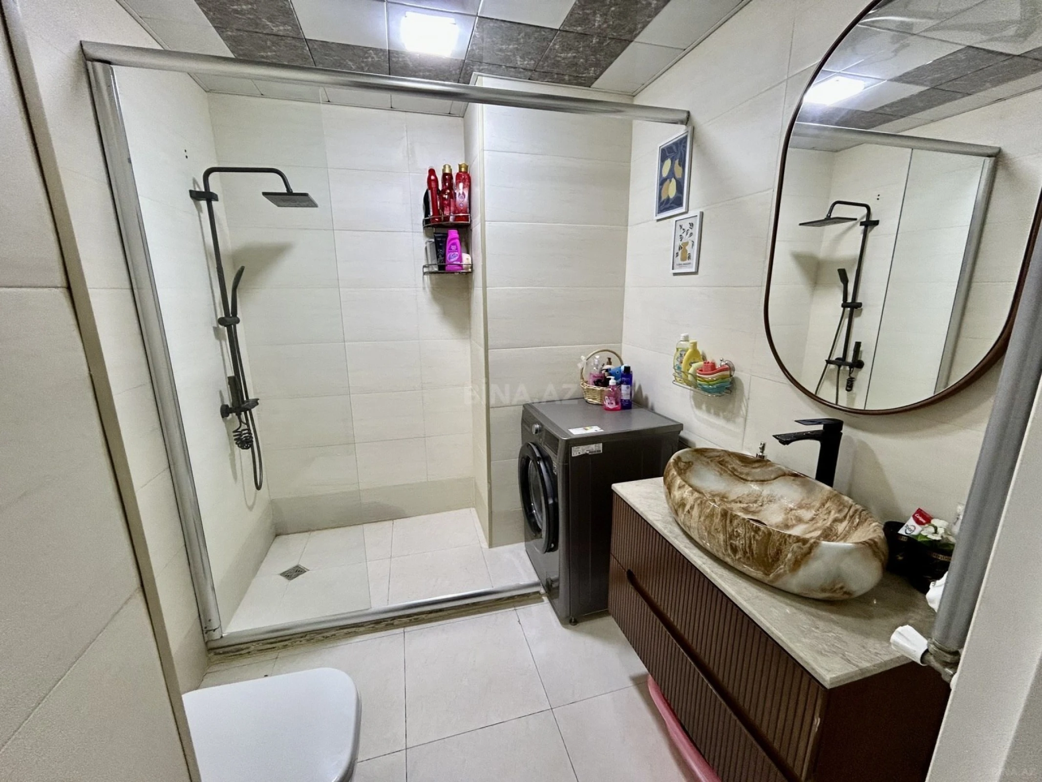 Satılır 3 otaqlı mənzil 98 m²
