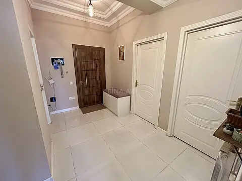 Satılır 3 otaqlı mənzil 98 m²