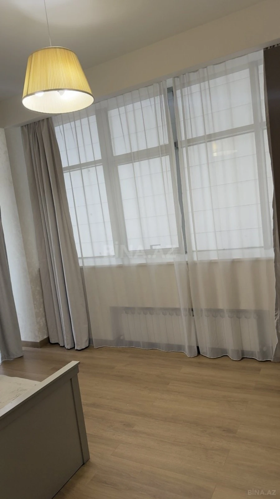 Kirayə verilir 4 otaqlı mənzil 201.2 m²
