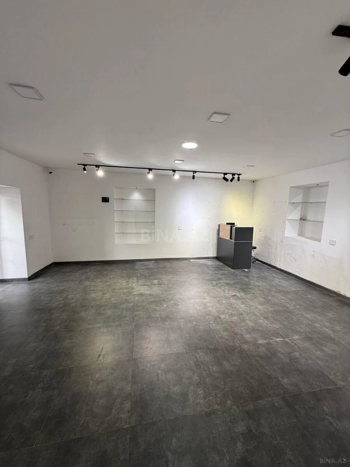 Kirayə verilir obyekt 40 m²