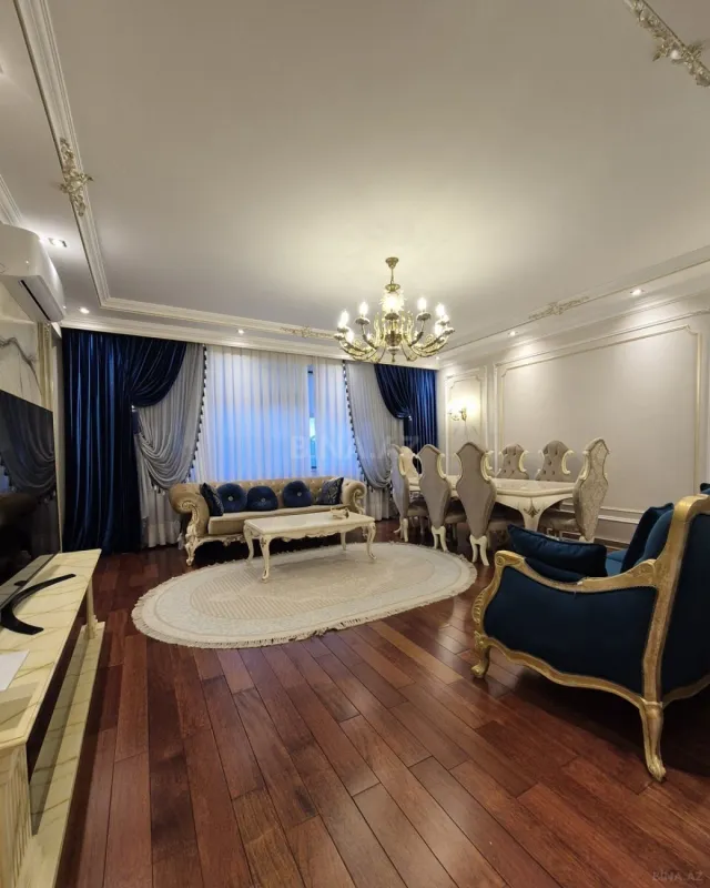 Satılır 3 otaqlı mənzil 156 m²