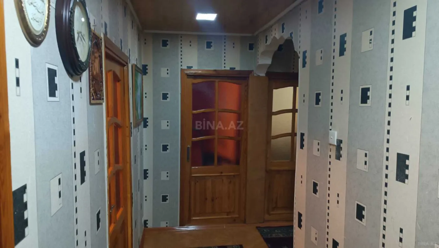 Satılır 4 otaqlı mənzil 110 m²