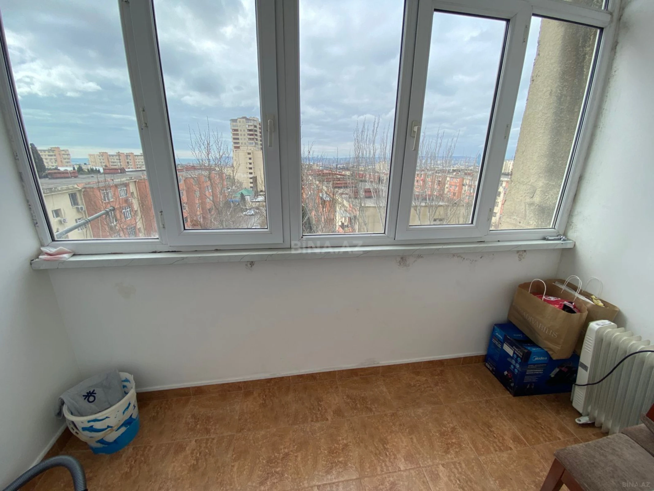 Satılır 2 otaqlı mənzil 60 m²