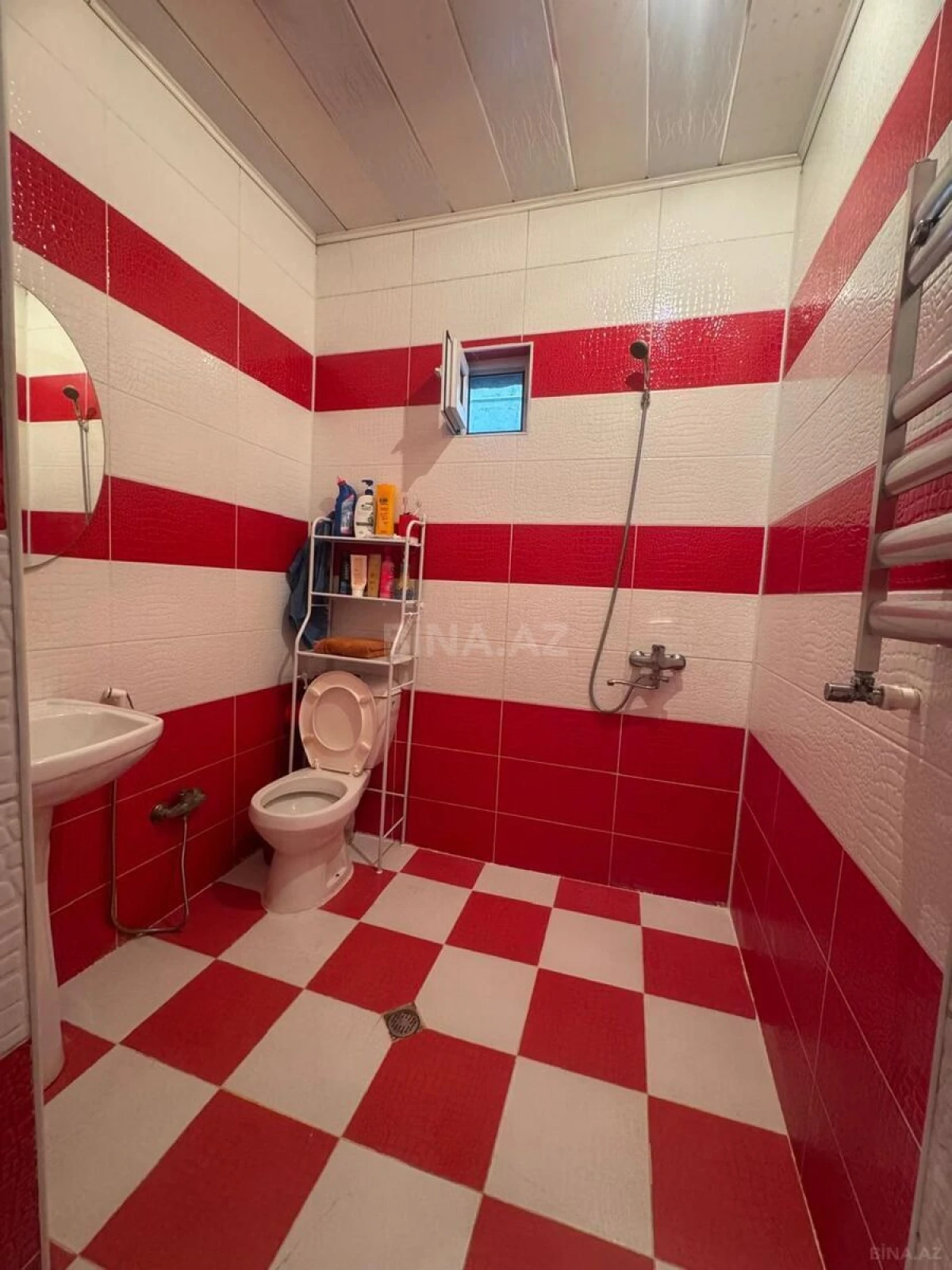 Satılır 5 otaqlı həyət evi 140 m²